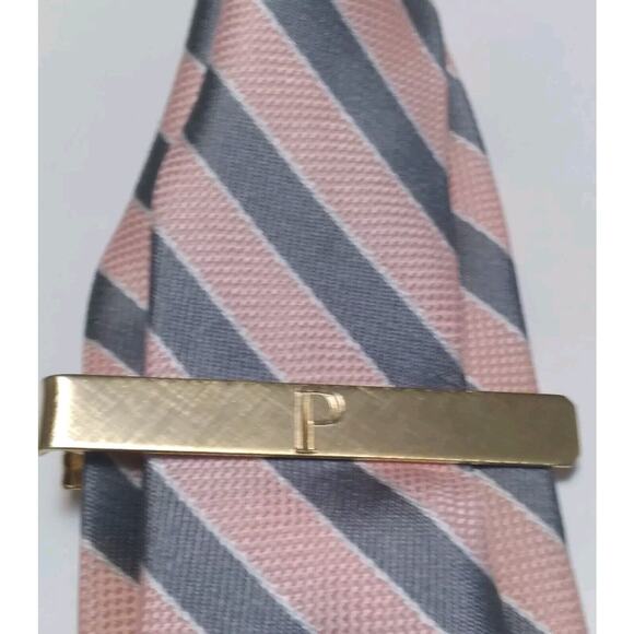 Vintage Tie Clip Bar Letter P Goldtone 2 Inches Length Peter Paul Patrick Pete - Picture 4 of 8